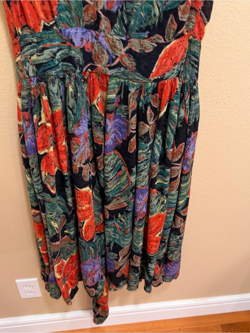 Vintage Together! Floral Wrap Midi Dress in Green, Red, Purple Fruit Small - Picture 6 of 12